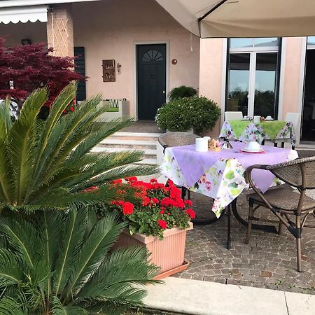 سان بيترو في كاريانو Villa Archi B&B المظهر الخارجي الصورة