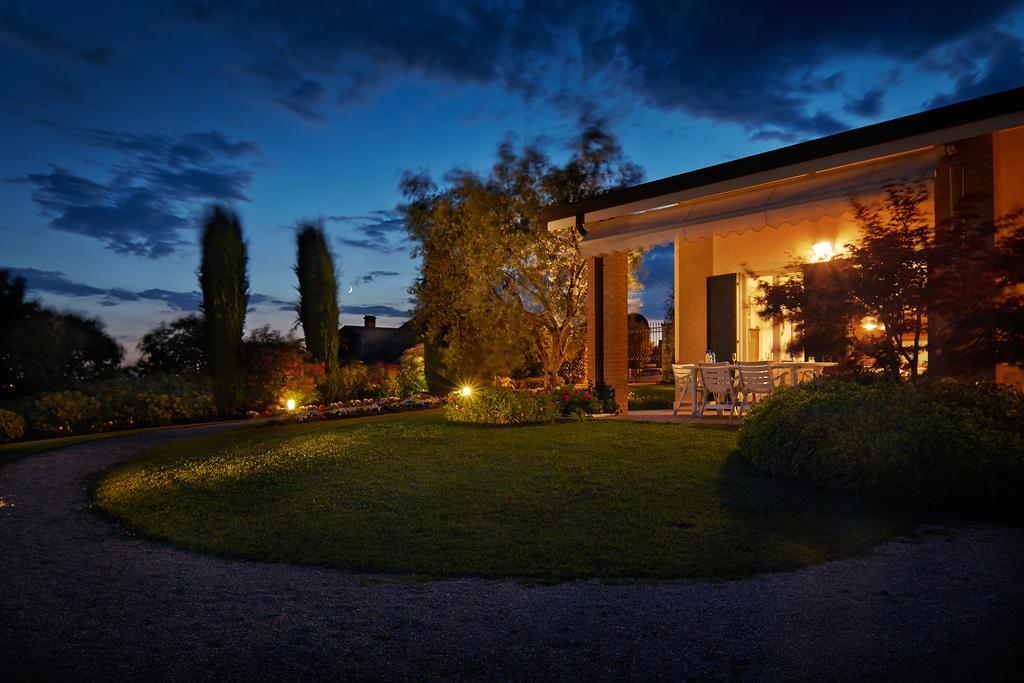 سان بيترو في كاريانو Villa Archi B&B المظهر الخارجي الصورة